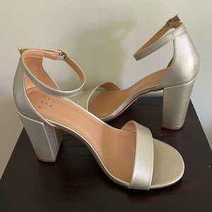 3.75” sliver dress heels